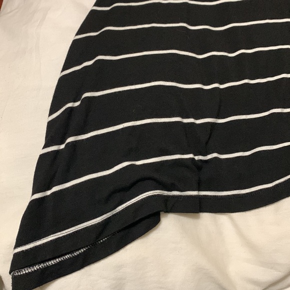 Larry Levine turtle neck top - Picture 3 of 4